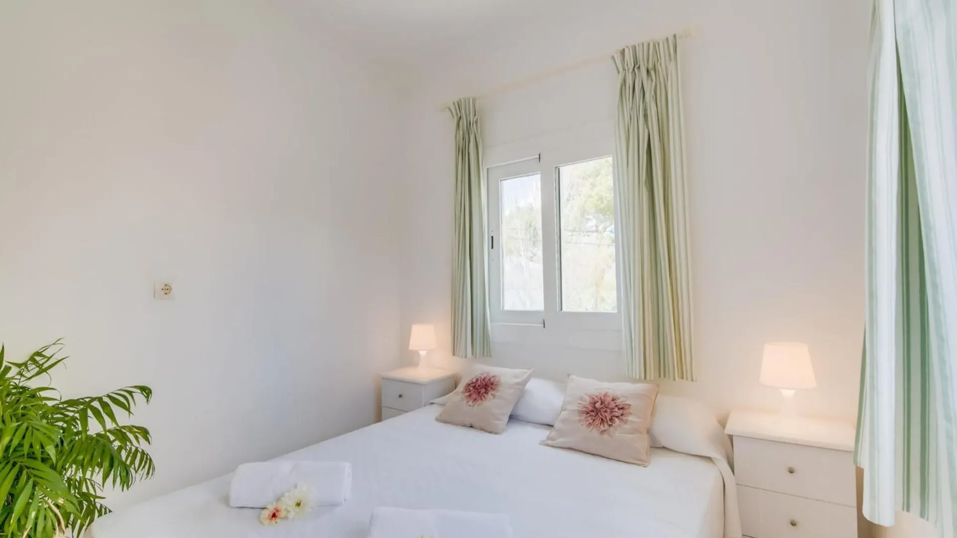 Apartment With Views Of The Bay Of Pollenca Алькудия